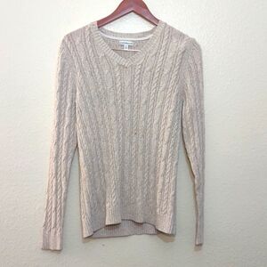 USED CROFT & BARROW CREAM SWEATER SIZE M HAS HOLE IN FRONT 100% COTTON